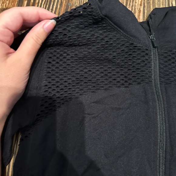 Fabletics Black Women's Workout Jacket - Picture 2 of 4